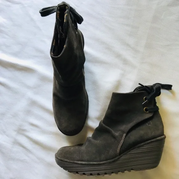 FLY LONDON SHOES YAMA SLUDGE GREEN SUEDE BOOTIES PLATFORM WEDGE ANKLE BOOT - Picture 9 of 13